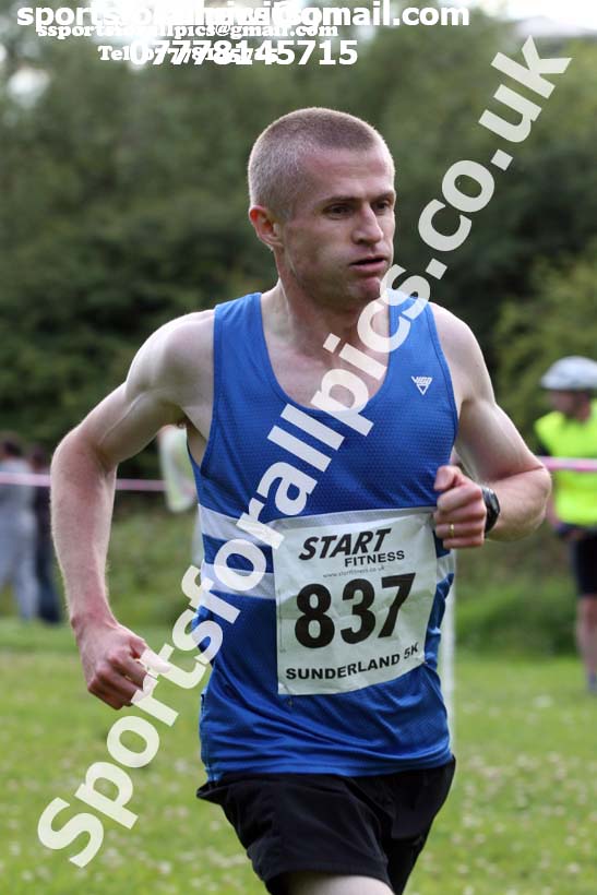 Mens Sunderland 5k Road Race (Northern and North Eastern Champs). Photo: David T. Hewitson/Sports for All Pics